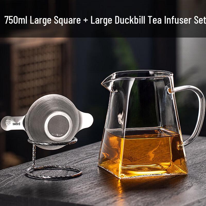 Qiwei Heat-Resistant Glass Fair Cup with Strainer