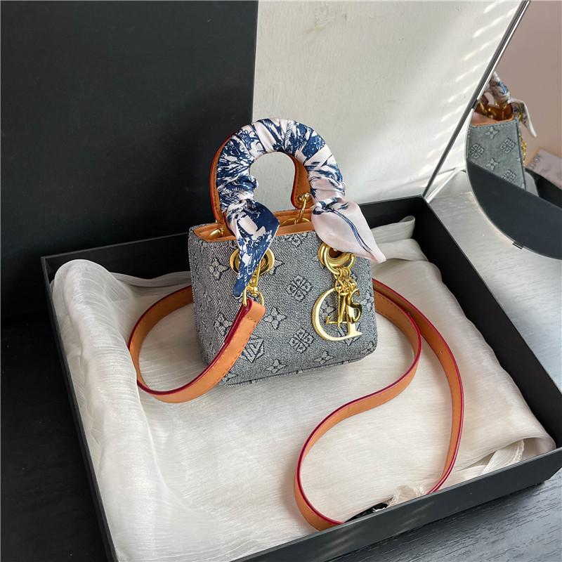 Premium Bag Presbyopia Silk Scarf Contrasting Color Mini Princess Diana Bag Portable Shoulder Bag