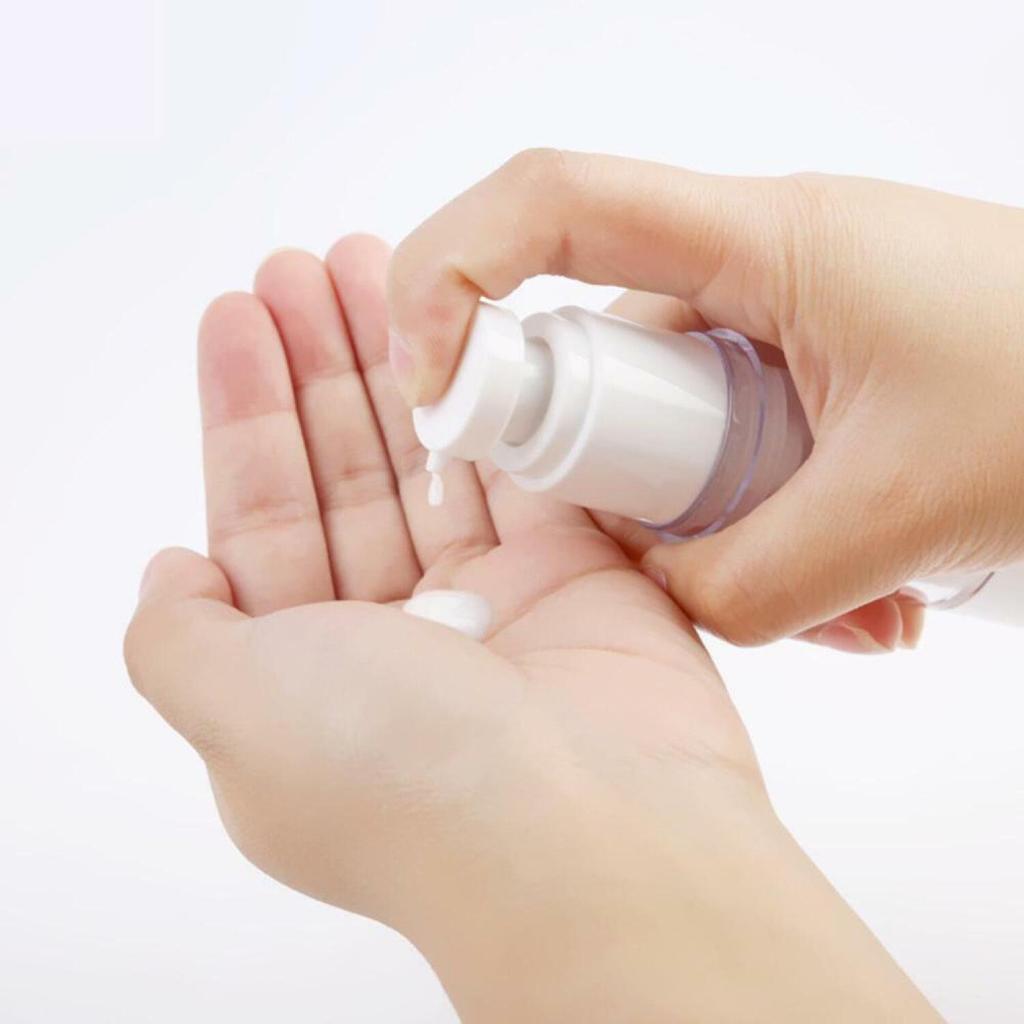 1Pc 15/30/50ml Plastic Epmty Vacuum Travel Clear Lotion Cosmetic Spray Refillable Bottle