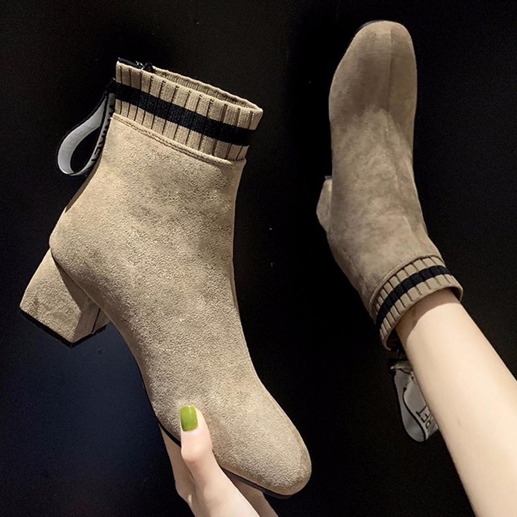 Petites bottines pour femmes 2025 nouvel automne polyvalentes grande taille version coréenne rétro simples talon épais talon haut célébrité Internet bottes fines tendance