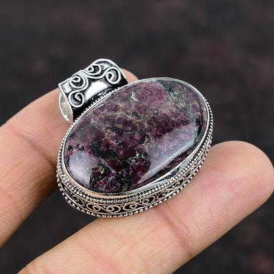 Pendentif Eudialyte Bijoux en pierres précieuses faits à la main 925 Pendentif en argent sterling Très joli pendentif vintage Pendentif unique Bijoux en argent pour cadeau
