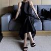 Damen Vorverkauf Ärmelloses Schwarzes Sommerkleid - Schlankmachendes und Stilvolles Design