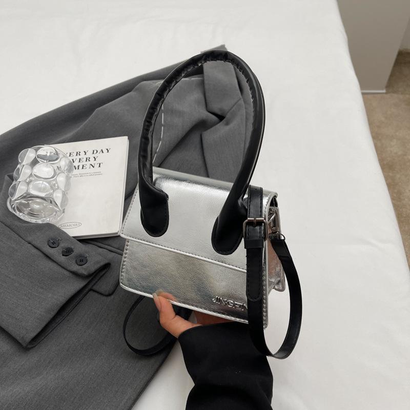 Frühling neu schöne Mode lässige Mode tragbare kleine quadratische Tasche personalisierte Pendler-Schulter-Damentasche