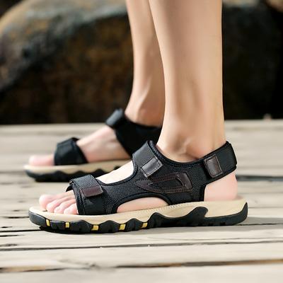 Calzado para hombre – Sandalias