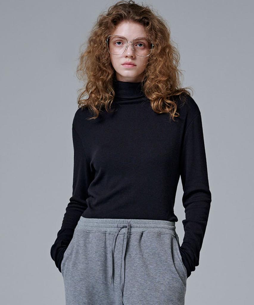 MALOUPE 5109 Textured Roll Neck T-Shirt (Black)