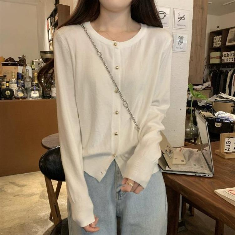 Herbst Koreanischer Stil Rundhals Cardigan Einreihiger Knopf Gestricktes Oberteil Weicher Wachsiger Schlankmachender Mantel für Damen