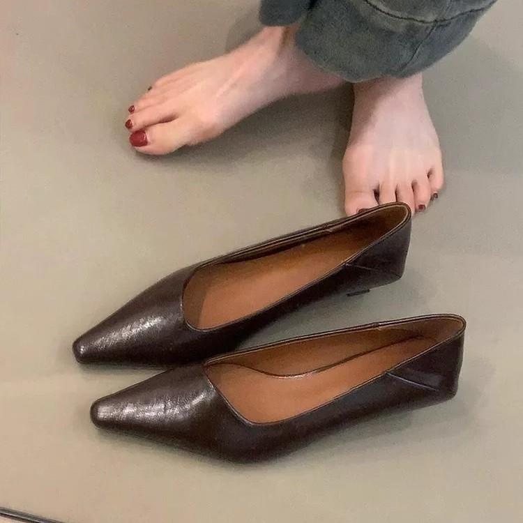 Cowhide Version~ Minimalist Temperament Kitten Heel Pointed Head Shallow Mouth Single Shoes Women's 2025 Autumn Commuting Thin Heel Small Leather Shoe