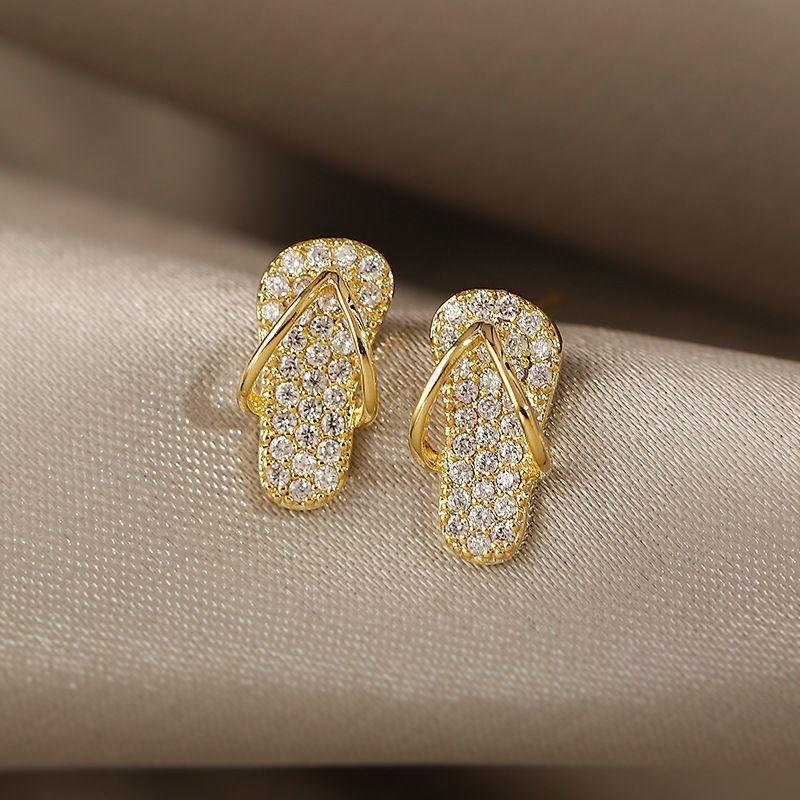 

Temperament Silver Needle Personality Slippers Earrings, New Trendy Simple Small Cold Wind Internet celebrity earrings women золотой