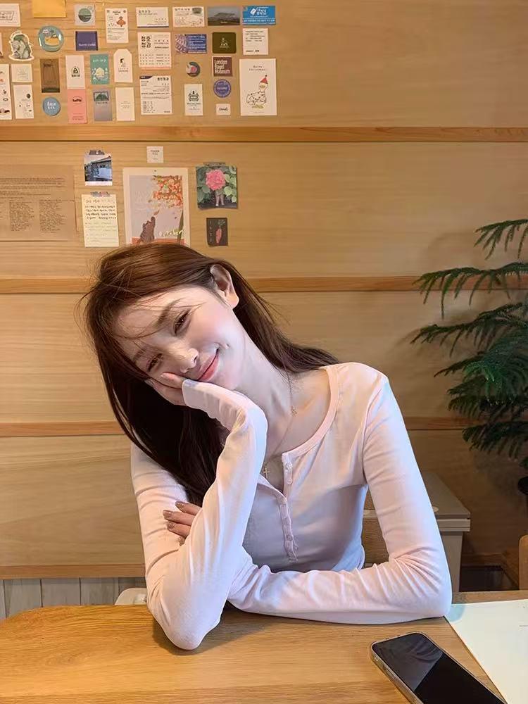 Women's Slim Fit Korean Henley Collar Long-Sleeve Shirt for Autumn
