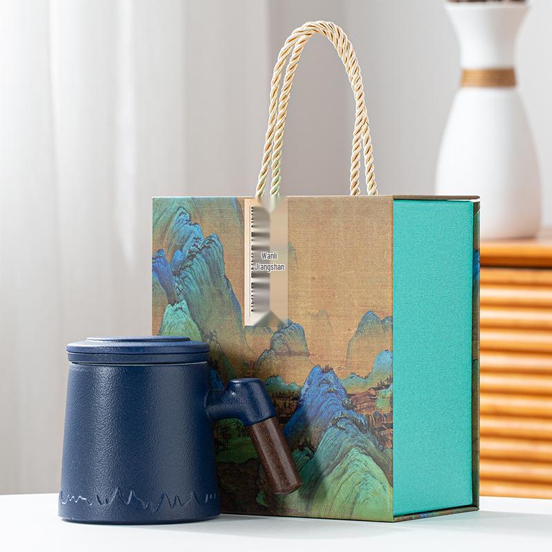 Hand-Painted Ceramic Office Mug: Distant Mountains Design, Teacup with Separate Brewing Chamber, Ideal for Water or Tea - Perfect Business Souvenir.