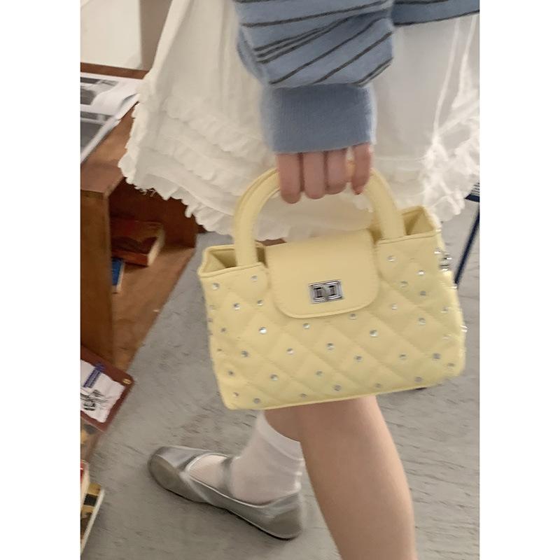 

Модная женская маленькая сумка, новая простая ромбовидная квадратная сумка, летняя универсальная сумка-мессенджер