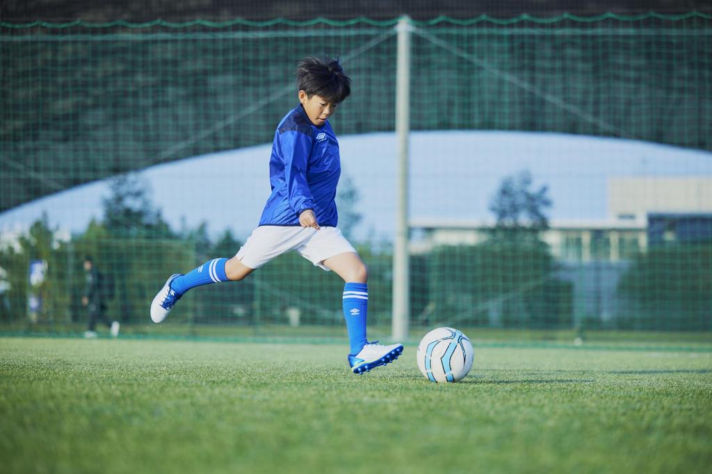 Umbro DGRN2 150 Soccer Windproof and Suitable for All for Juniors and Kids Windbreaker, Jacket, Water-Repellent, Seasons,