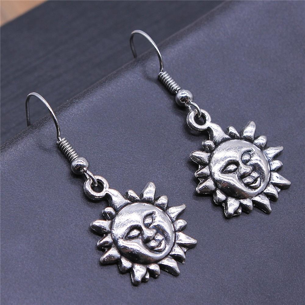 Vintage Totem Earring Sun & Moon Dangle Earrings Geometric Women Dangle Earrings Star Moon Female Korean Jewelry