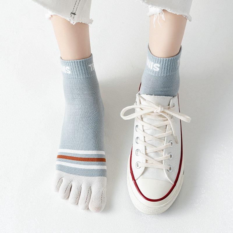 Women's Short Five-finger Socks, Cotton Socks, Odor-proof, Athlete's Foot, Sweat-absorbing, Summer Breathable, Thin and Cute Mid-calf Socks