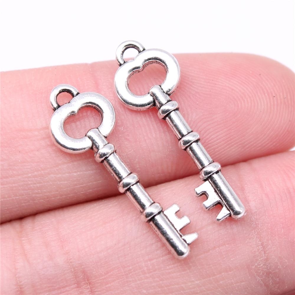 20pcs Key Charms Pendant Antique Silver Color Vintage Key Charm Pendants Jewelry Accessories DIY Retro Key Charms