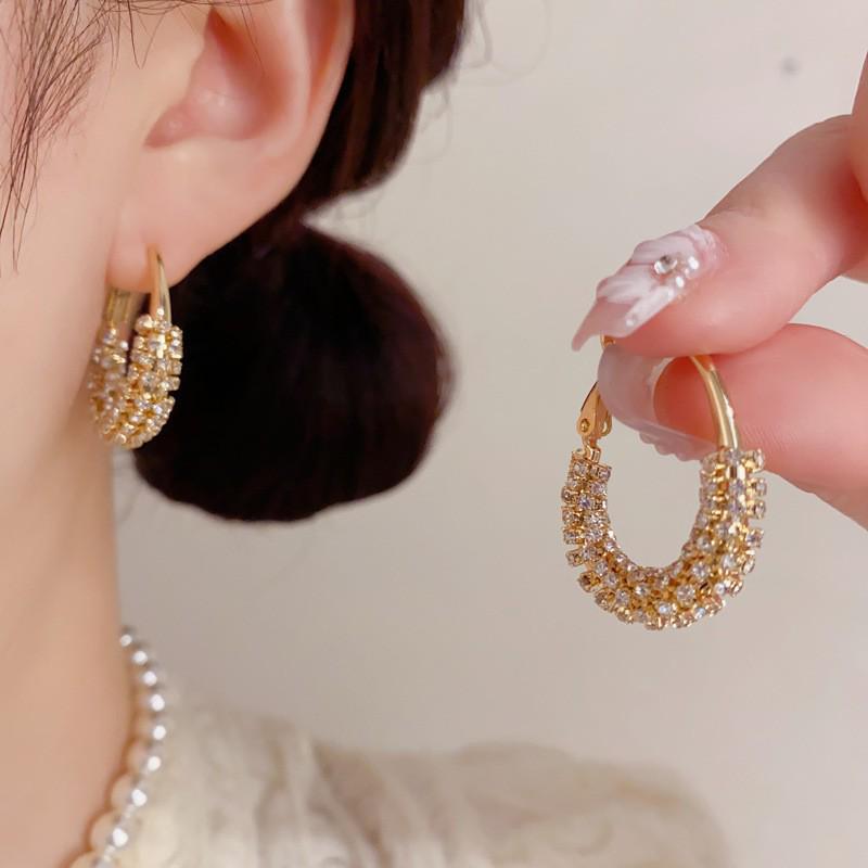 Exquisite Zircon Round Circle Earrings: Unique Design, Ultra-Shiny, Versatile Fashion for Women