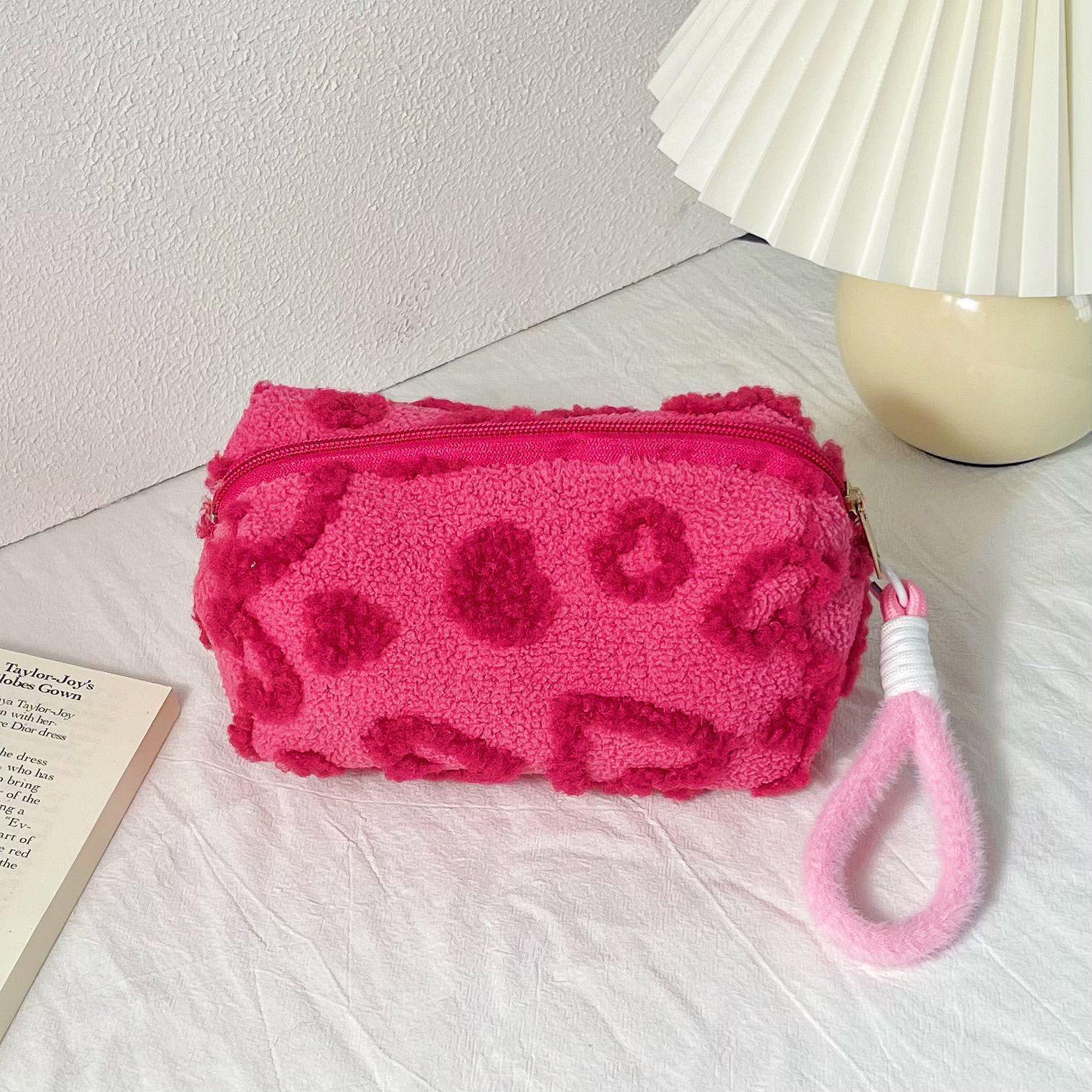 

Милая плюшевая косметичка: Милый органайзер для косметики и туалетных принадлежностей большой вместимости для путешествий розы красного