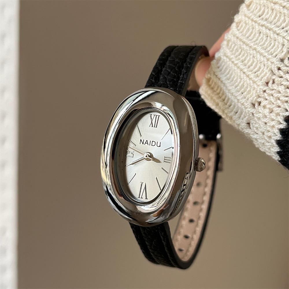 Goose Egg Shape Luxury Women Quartz Watch Soft Leather Strap Durable Vintage Oval Ladies Watches Casual Leather Strap Wristwatch