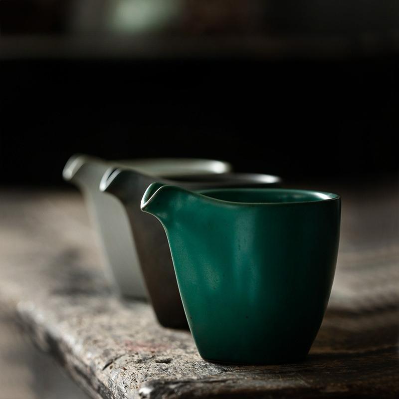 Retro Ceramic Kung Fu Tea Cup Handmade Chinese Style Creative Dispenser Cup Divide Tea Cups Household Tea Set Accessories New