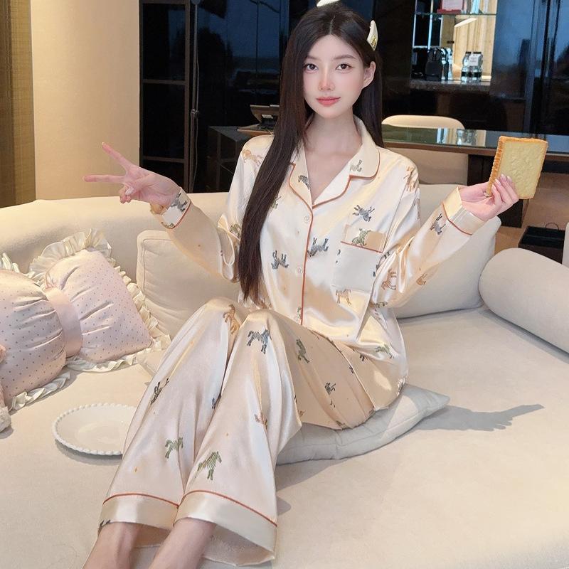 Ice Silk Pajamas Women'S Spring And Summer Thin Long-Sleeved Trousers Fashion Cool Cardigan Loungewear Suit Can Be Worn Outside