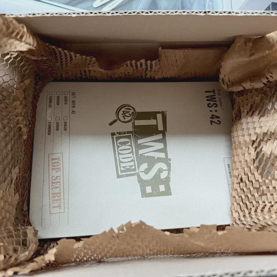 

Tours Membership Kit Tws 42 Fanclub Kit 2