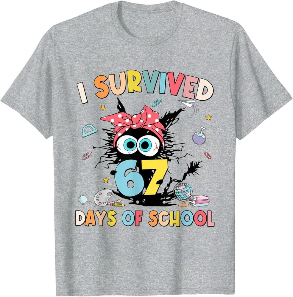 

I Survived 67 Days of School Teachers Students Six Seven 90s T-Shirt L