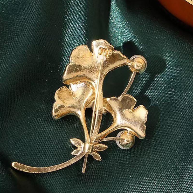 Antiker Charme Neuer Ginkgoblatt Imitationsperle Legierung Brosche Elegant Klassisch Party Luxuriöses Kleid Mode Passende Accessoires