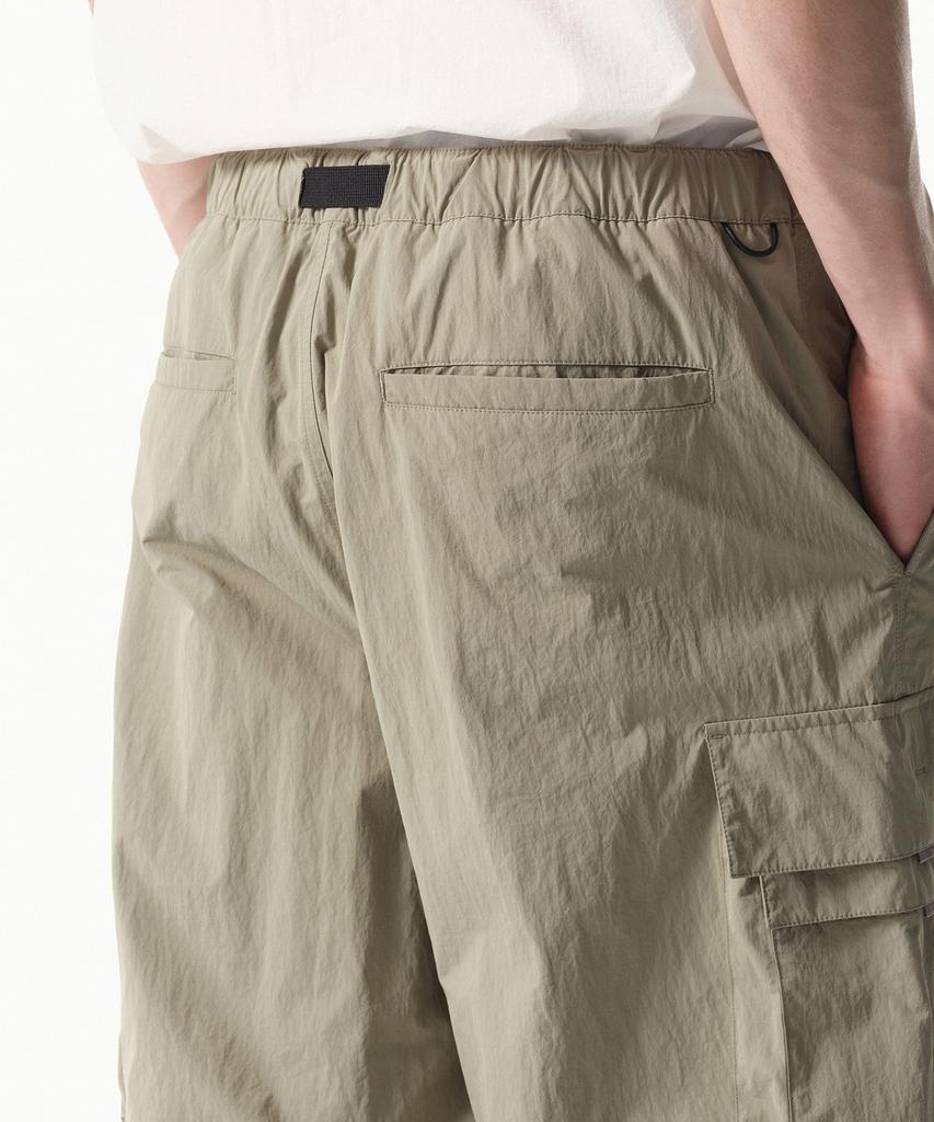 Musinsa Standard [City Leisure] Wide Belted Cargo Jogger Pants [Leaf Beige]