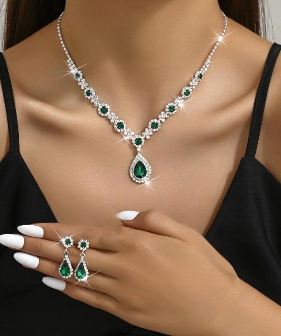Set Earrings Necklace Wedding Silver Elegant Emerald Zircons B23