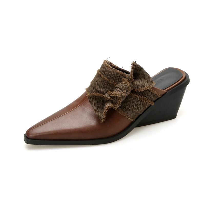 Fashion Women's New Summer Baotou Genuine Leather Cowhide High Heels Large Pointed Retro Bow Muller Slippers