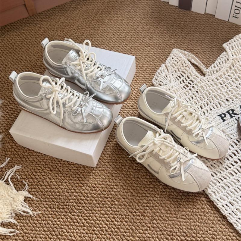 Silver Women's 2 Spring and Autumn New Versatile Lightweight Soft Sole Trend Casual Shoes Sports Little White Shoes