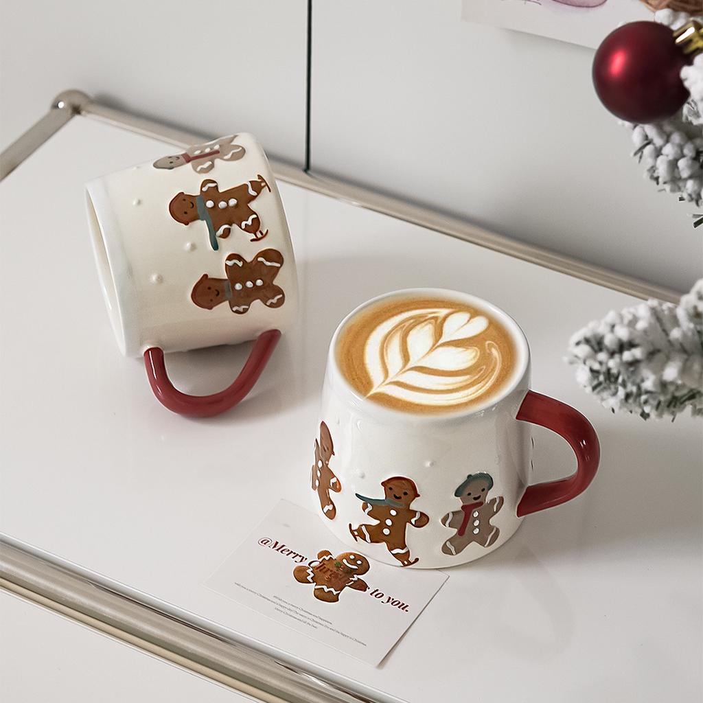Christmas Gingerbread Man Ceramic Mug, Gingerbread Man Cookie Ski Shape Coffee Cup Suitable for Christmas Family Party Dinner Drinking Cup Coffee Cup