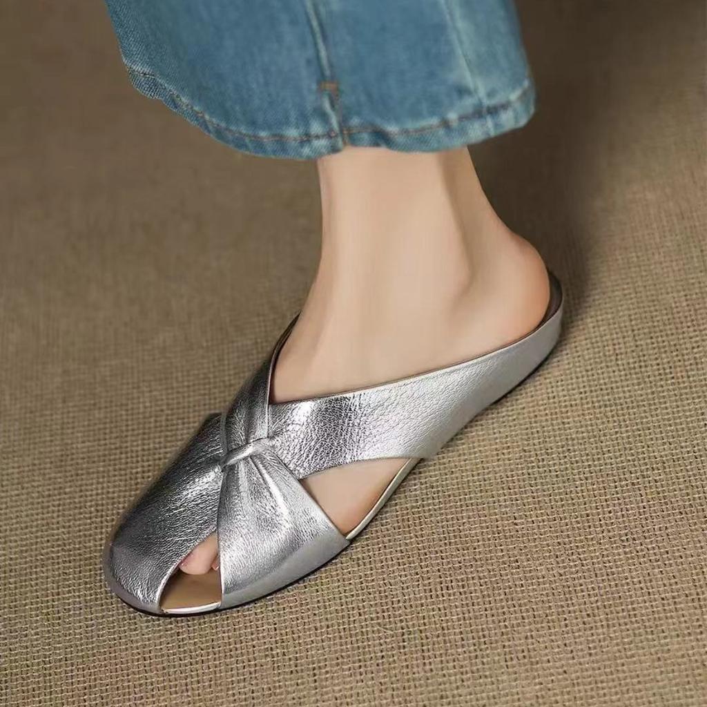 Hollow Bag Head Slippers Women's Summer Wear 2025 New Versatile French Flat Bottom Soft Leather Half Drag High-end New Models