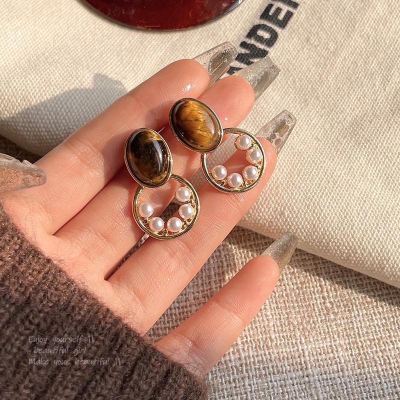 Geometric Pearl Amber Earrings - 925 Silver Luxury Niche Design for Trendy Women