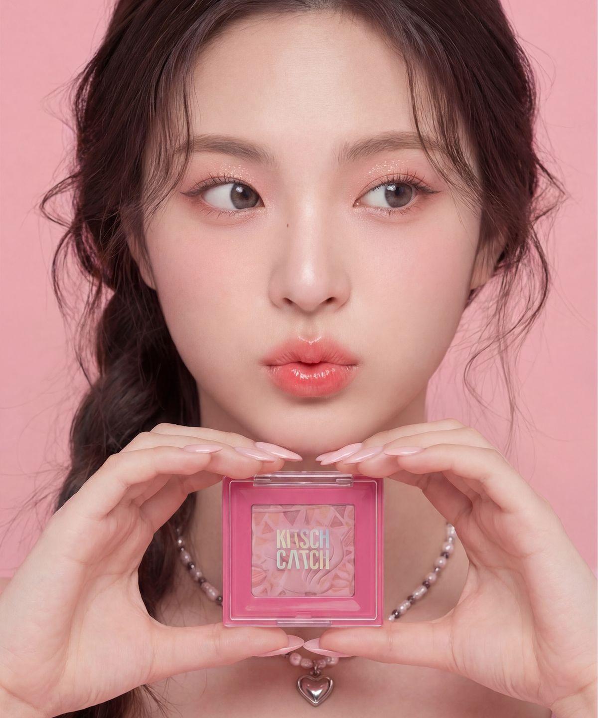 Playful Matte Eyeshadow (6 Colors) Bubblegum