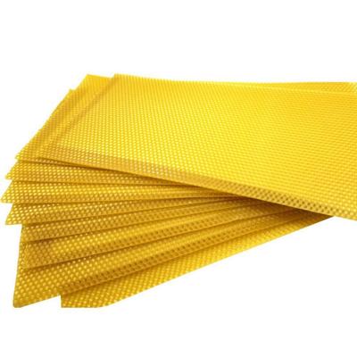 10 Pièces Feuilles de Cire d'Abeille Naturelle DIY Équipement d'Apiculture Écologique Gaufre d'Abeille Cadre à Miel pour Artisanat