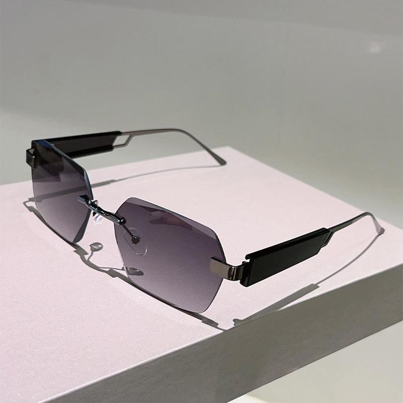 y2k Rimless Luxury Brand Designer Square Sunglasses Women For Men Vintage Punk Diamond Cutting Outdoor Driving Sun Glasses UV400