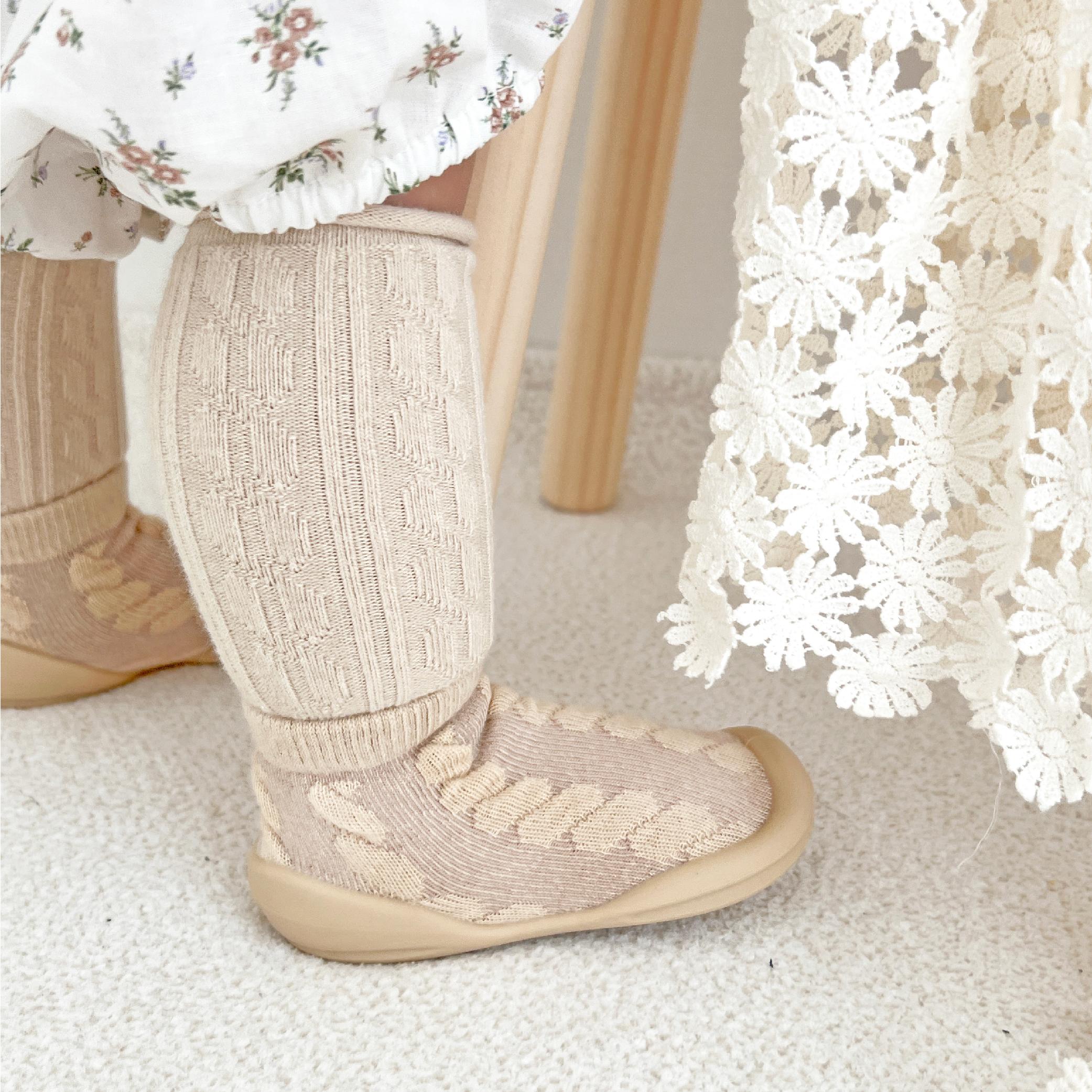 

[Ggomoosin] Twister Latte, Sneakers, 7000032427, Popular Korean Shoes 115