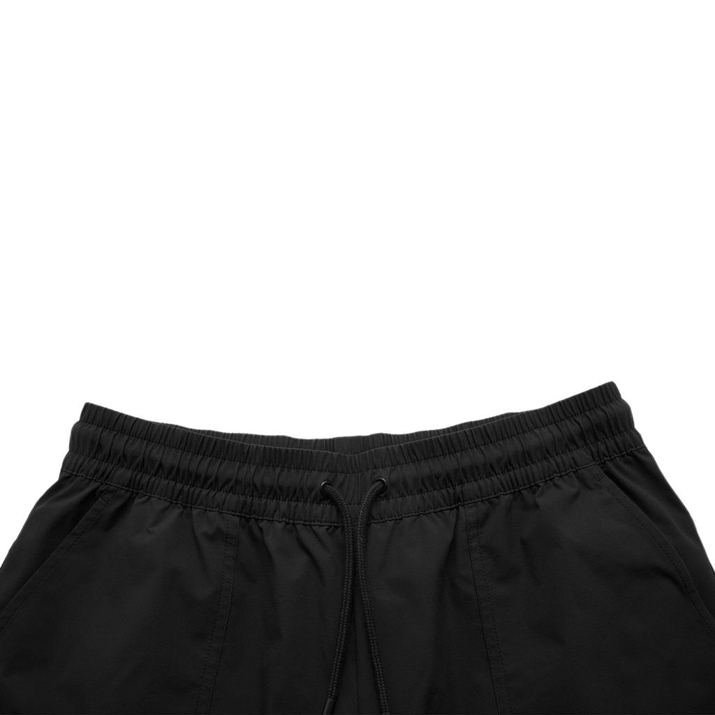 Li-Ning Sports Lifestyle Series Solid Color Mid-Waist Drawstring Comfortable Versatile Straight Leg Casual Shorts Men Shorts Black AKSU533-3