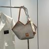 Textured bag 2025 spring new shoulder bag women's large-capacity commuter bag fashion casual contrasting color tote bag