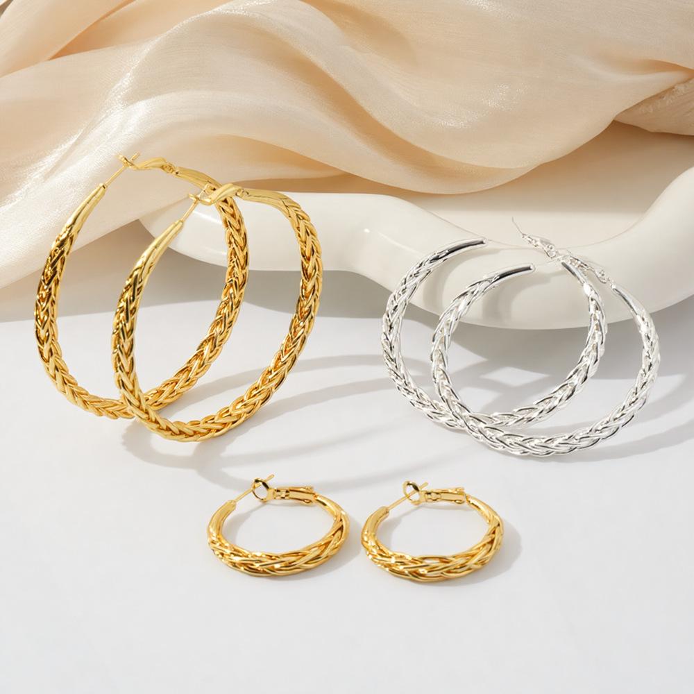New 3cm-6cm Large Circle Simple Earrings Niche Ear Jewelry