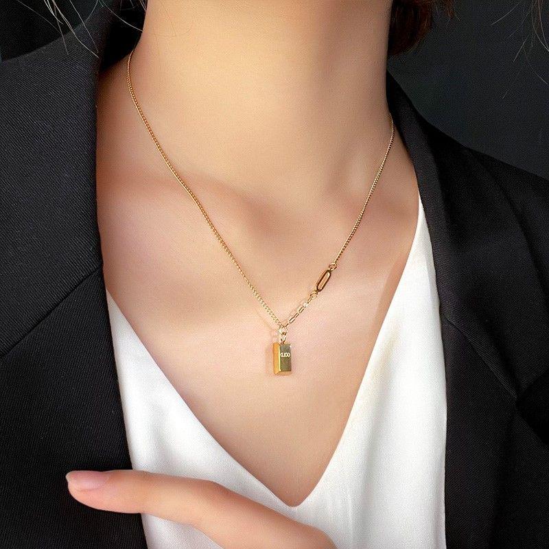 Exquisite 18K Gold Plated Small Gold Bar Necklace for Women – Non-Fading Titanium Steel Sweater Chain