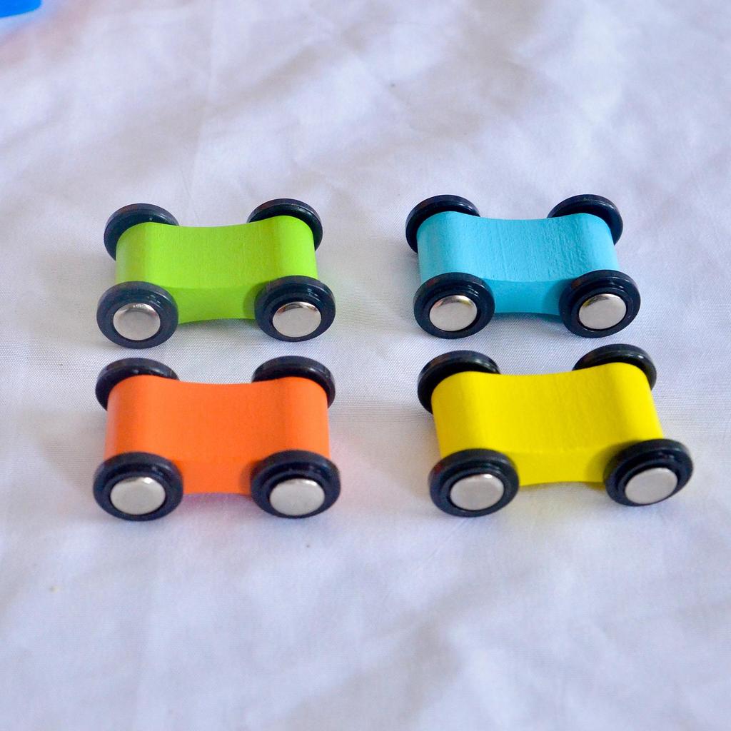 Double Track Speed Glider: Wooden Puzzle Toy for Kids