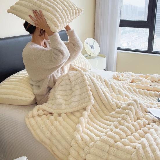 Kids Throw Blanket Super Soft Imitation Rabbit-Fur Flannel Blanket Living Room Warm Blanket Home