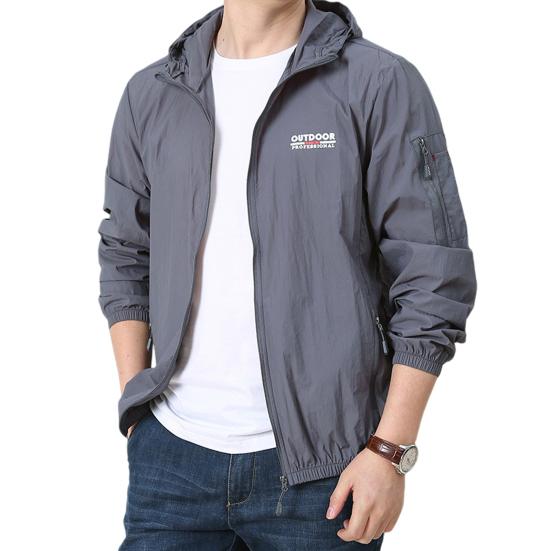 

Мужское летнее солнцезащитное пальто с капюшоном на шнурке и длинными рукавами, анти-УФ-куртка с буквенным принтом и молнией, ветровка M серый