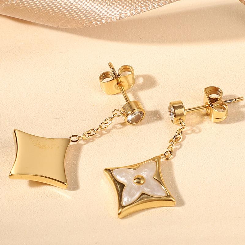 Light Luxury High Quality Natural Mother-Of-Pearl Earrings Four-Leaf Clover Titanium Steel Earrings Ladies High-Grade Earrings