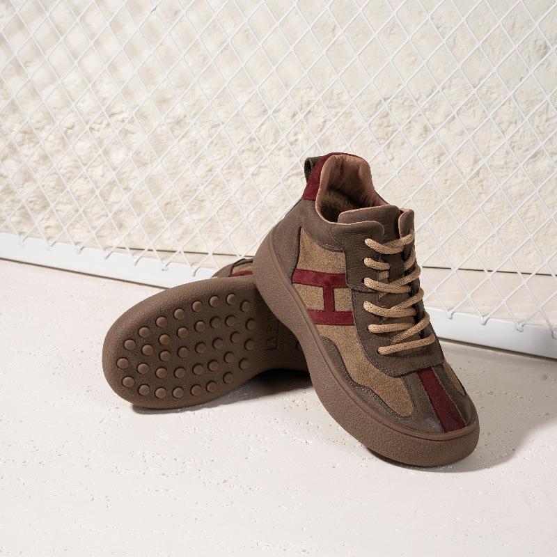 Leder-Freizeitschuhe für Damen, neue High-Top-Board-Schuhe, warme Samt-Kurzstiefel, deutsche Trainingsschuhe für Damen