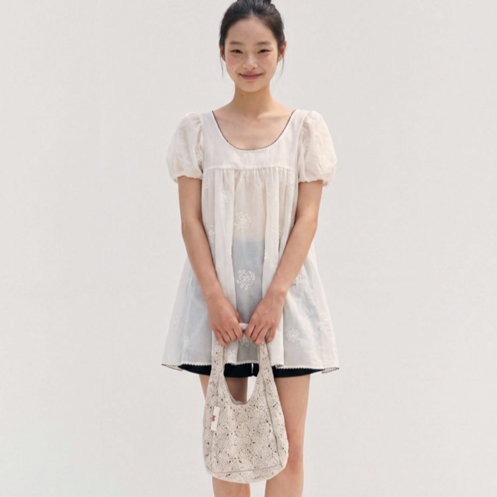 Fluit Studio Mini See-Through Knit Floral Lace Tote Bag