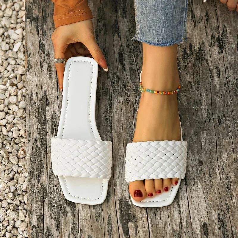 Mode Damen Schuhe im Angebot 2025 Zehenfrei Damen Hausschuhe Outdoor Strand Hausschuhe Damen Übergröße Quadratische Zehenpartie Gewebt Flach mit Sandalen