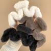 New Winter Faux Fur Hair Claw Elegant Acrylic Hairpins Plush Hair Clip Barrette Crab Headwear for Women Girls Hair Accessories